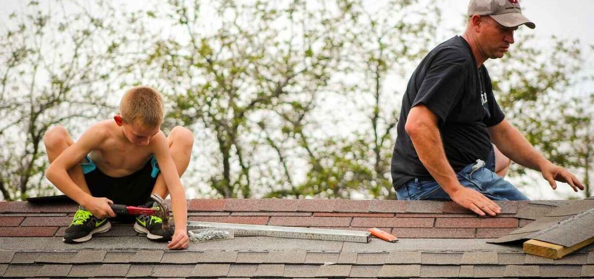 Matériaux pour réparer une toiture